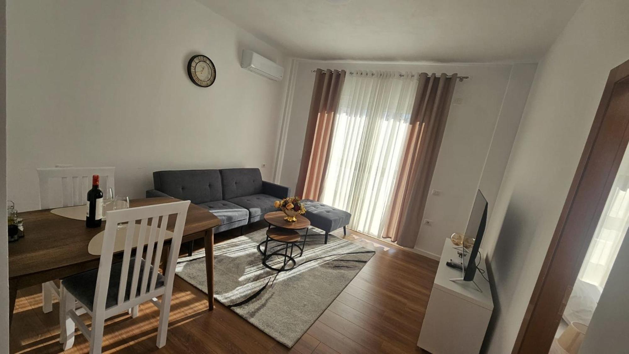 Apartment 7
